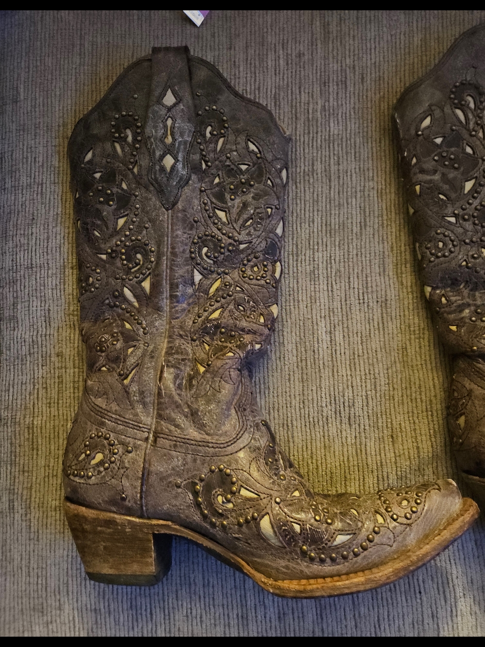 Corral Brown Leather Western Cowboy Boots with Cutout Embellished Design 6.5